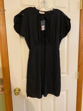 Universal Thread Black Tie-Front Dress